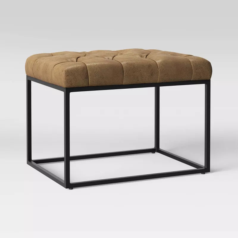 Pouf Trubeck con Base in Metallo Trapuntato in Similpelle Marrone